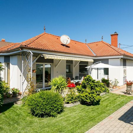 Holiday Home Ildiko By Interhome Balatonlelle Extérieur photo